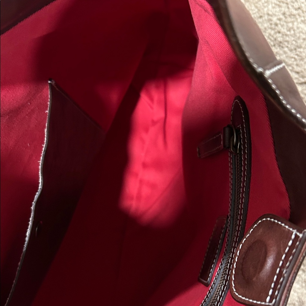 Sophisticated Brown Leather Tote by Cavalcanti - Picture 6 of 6